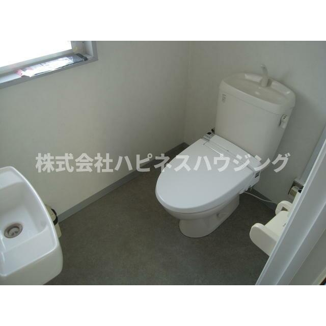 かまやビルのトイレ