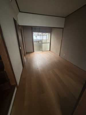 【居間・リビング】 | 山科北花山市貸家