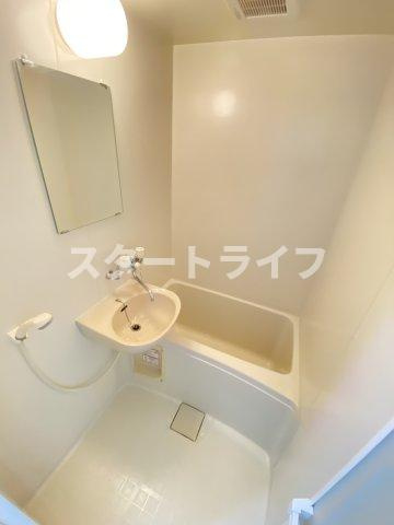 大阪市淀川区十三東１丁目の賃貸マンションの浴室