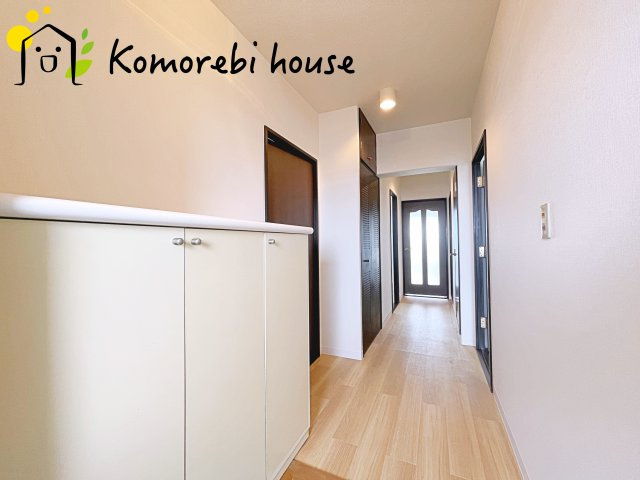 東建ニューハイツ北鴻巣の玄関|収納もある玄関です