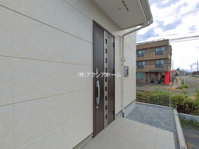 入間市東藤沢6丁目・全19棟　新築一戸建　5号棟の玄関|2026年8月4日撮影
