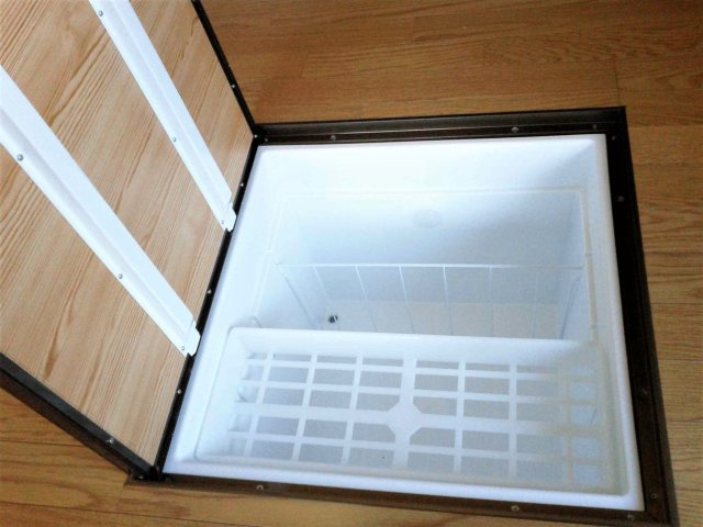 市川市本北方３丁目の一戸建ての玄関