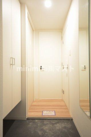 セレニテ難波プリエの玄関|別室参考写真