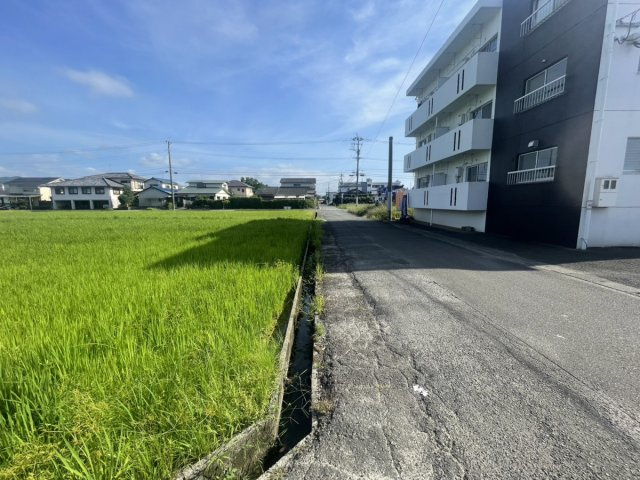 田中東町　土地の前面道路含む現地写真