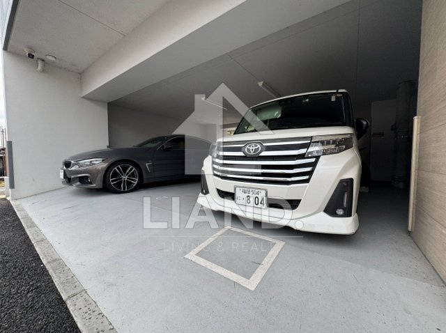 MODERN PALAZZO博多駅東　堅粕小学校区の駐車場|MODERN PALAZZO博多駅東
