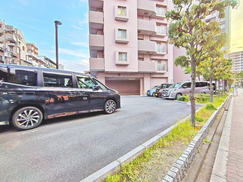 モンセーヌ加島ヴィルコートの駐車場