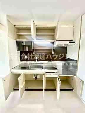千里スカイラークのキッチン|キッチン収納