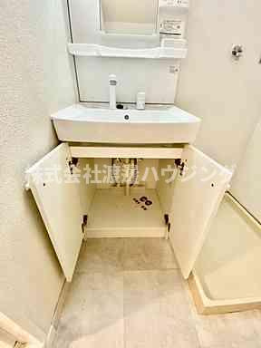千里スカイラークの洗面所|洗面台下収納