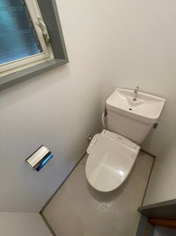 【トイレ】