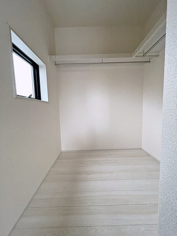 新築戸建・新築建売　郡山市安積西長久保　安積第一小・安積中の洋室