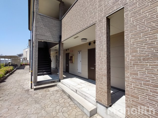 コリーヌ池上のエントランス