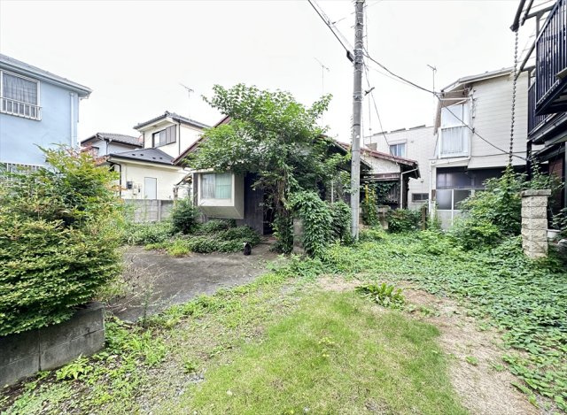 【外観】 | 新座市野火止5丁目　建築条件なし売地　全1区画　(志木本店) | 販売現地／2026年7月6日撮影　
人や車の出入りが比較的少ない、プライベート感のある立地です。