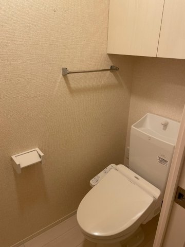 アンジュール高松Aのトイレ