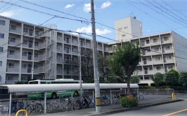 さんくれーる高槻二棟
