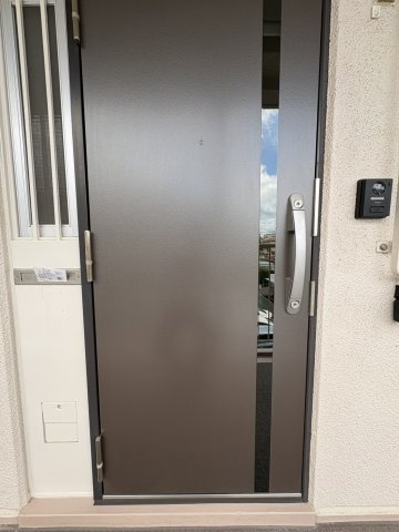 さんくれーる高槻二棟の玄関|毎日通る玄関はこちらです。
