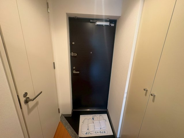 ドゥーエ江坂の玄関