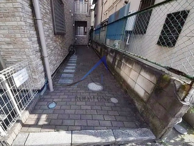 アンプルールフェールイル・ヴィラージュのエントランス|エントランスです。