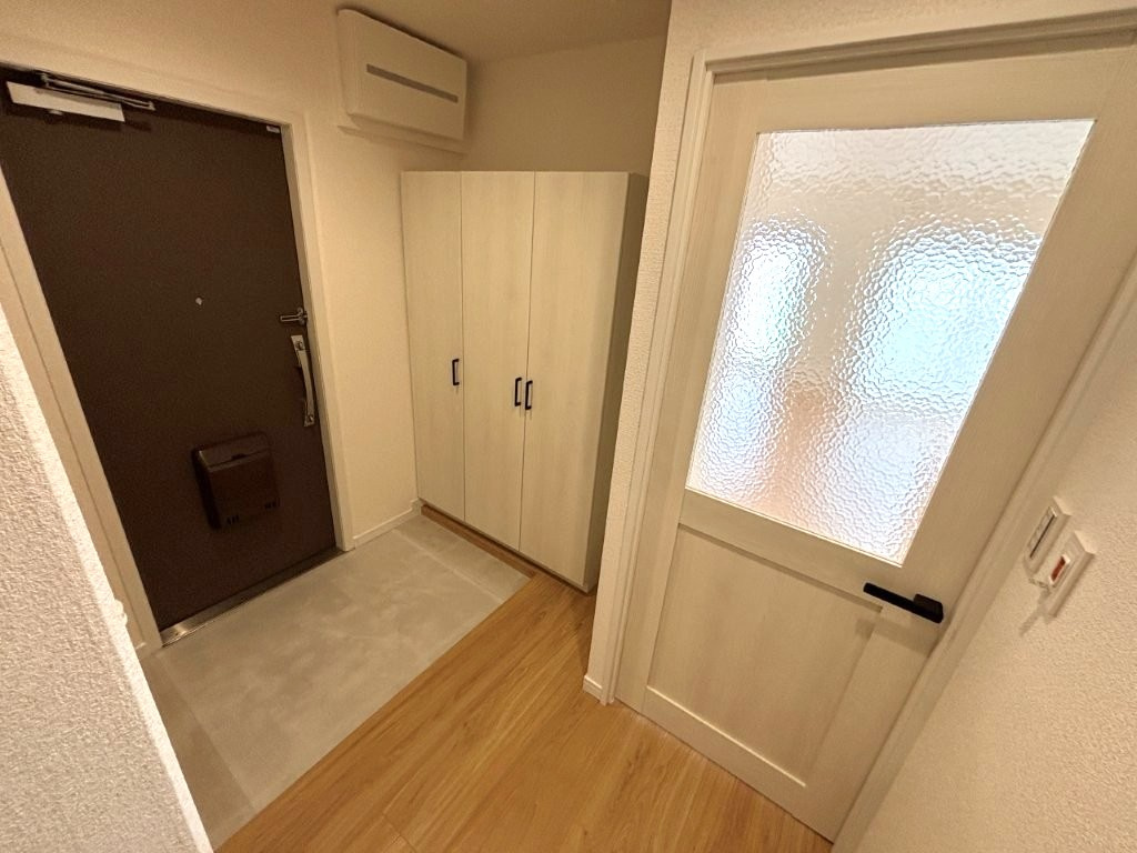 矢田川パークハウスC棟の玄関