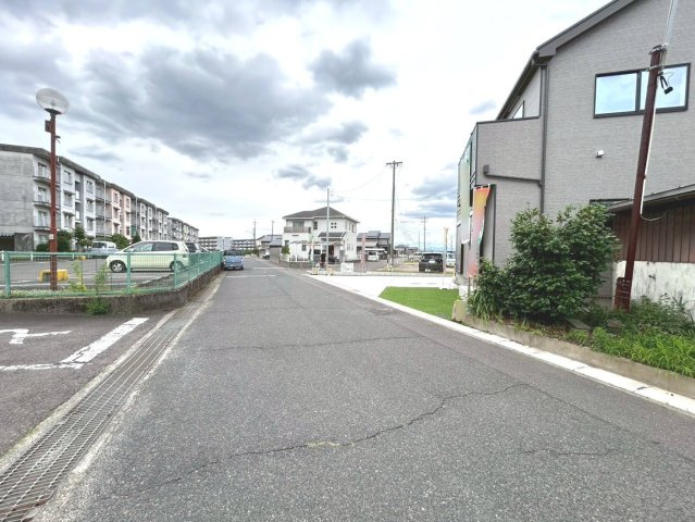 【商談中】ハートフルタウン　江南市前飛保町西町　全1区画分譲の前面道路含む現地写真|■前面道路　■ヤマダ不動産　株式会社リライフ　
■夢のマイホーム購入をフルサポートします！
