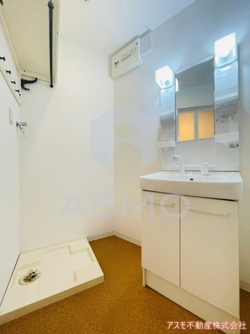 【洗面所】 | ラムアンドエヌエンタープライズ | 同マンション別部屋参考写真