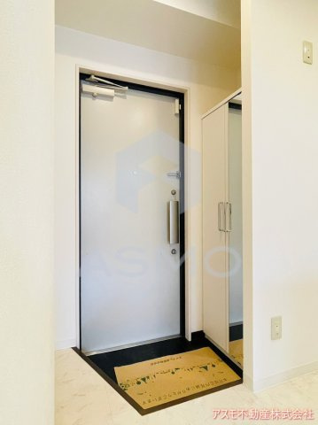 【玄関】 | ラムアンドエヌエンタープライズ | 同マンション別部屋参考写真