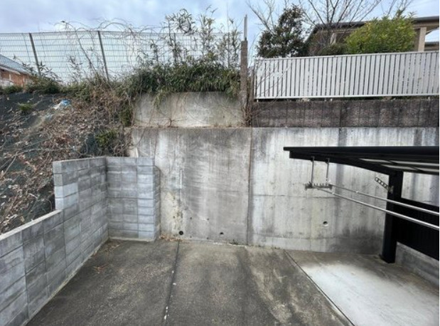岩園町　中古戸建の庭