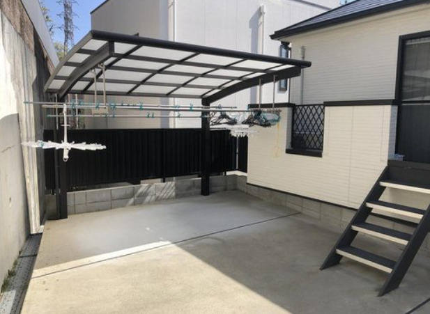 岩園町　中古戸建のバルコニー|2階テラス