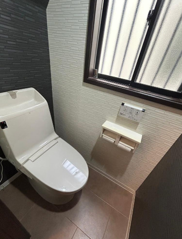 岩園町　中古戸建のトイレ