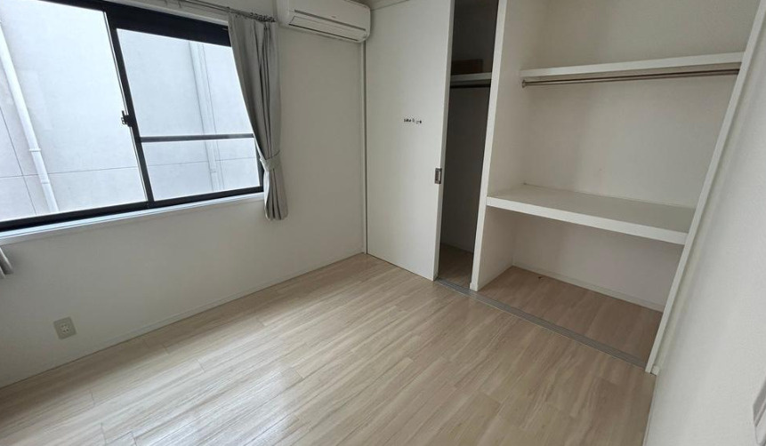 岩園町　中古戸建の洋室|洋室約4.5帖