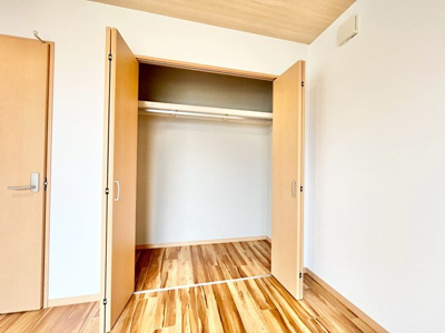 【収納】 | 豊中市服部南町中古戸建 | エイブル売買事業部では、箕面市・豊中市・吹田市・池田市・茨木市・高槻市の北摂エリア全域で、物件のご紹介を致しております。北摂エリアにて購入物件をお探しの際は、当社までお問合せ下さいませ。
