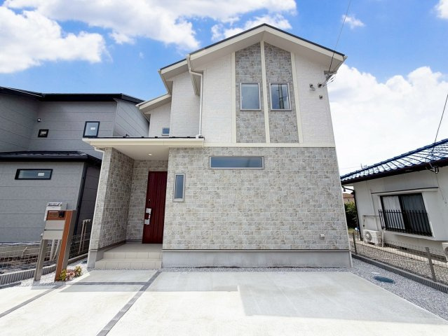 【外観】 | 前橋市北代田町　新築住宅 | 現地ご案内ツアー開催中！早朝やお仕事帰りのご見学にもすぐ対応致します！見学ご予約はコアライブまでお気軽にお問い合わせ下さい！