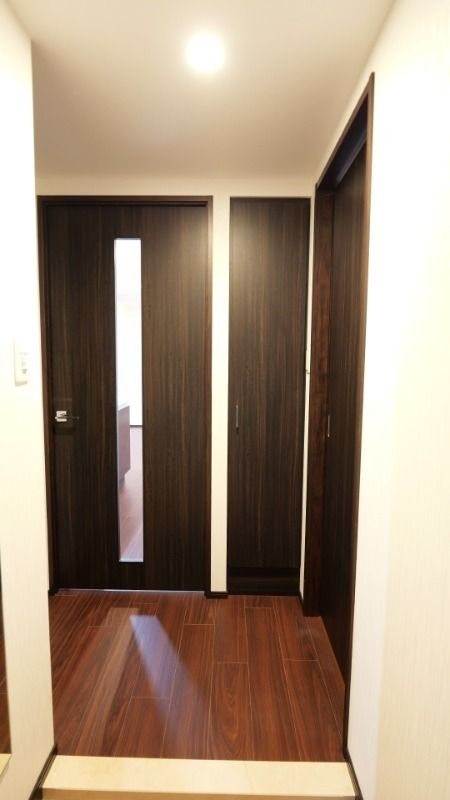 大阪市港区弁天３丁目の賃貸マンションの玄関