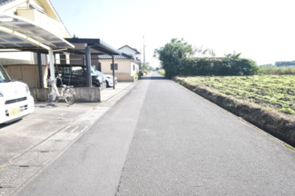 【前面道路含む現地写真】 | 鹿屋市西原2丁目　中古戸建