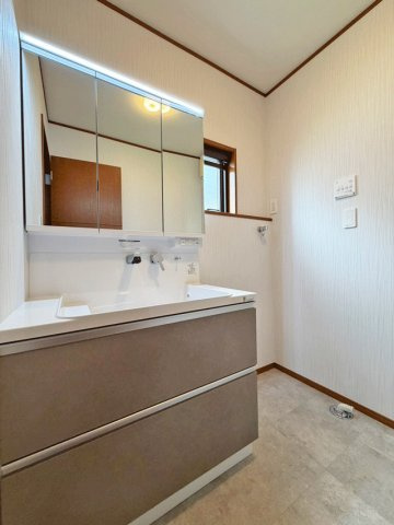 仙台市泉区西中山一丁目の洗面所