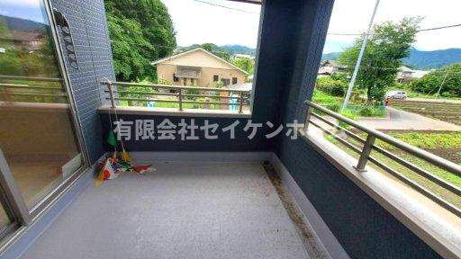 寄居町　新築住宅　南西角地日当たり良好‼のバルコニー