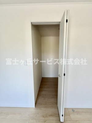 【収納】 | 浜松市中央区村櫛町 新築一戸建て 1号棟 | ウォークインクローゼットです