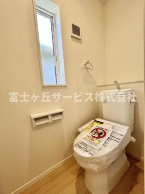 【トイレ】 | 浜松市中央区村櫛町 新築一戸建て 1号棟 | トイレです