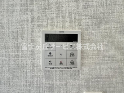 【発電・温水設備】 | 浜松市中央区村櫛町 新築一戸建て 1号棟 | 温水設備です