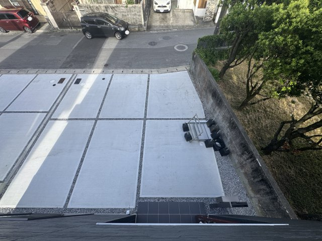 沖縄市古謝津嘉山町（全2棟）ラスト1号棟の駐車場|1号棟　並列駐車3台可♪