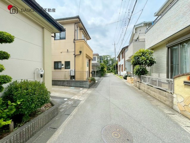 【前面道路含む現地写真】 | 北本市中丸1丁目　中古戸建