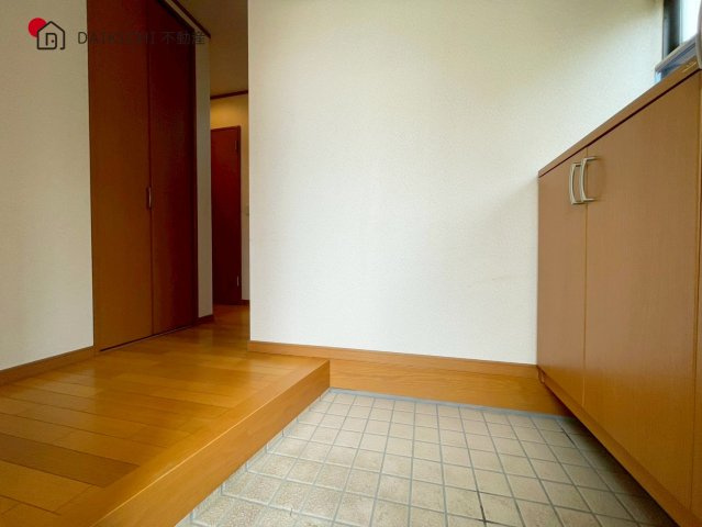 【玄関】 | 北本市中丸1丁目　中古戸建