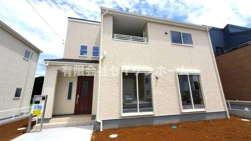 寄居　新築住宅２号棟　カースペ－ス５台可‼の外観