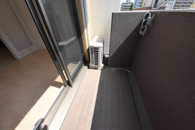 トモ南堀江のバルコニー