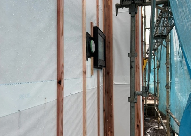 【内装】 | 建物建築の外壁の主流となっているサイディング仕様は、板を外壁に貼り合わせる施工方法です。金属系・木質系・窯業系があり、断熱性や耐用性などが異なります。外壁の色やデザインなど詳細は現地でご確認ください。