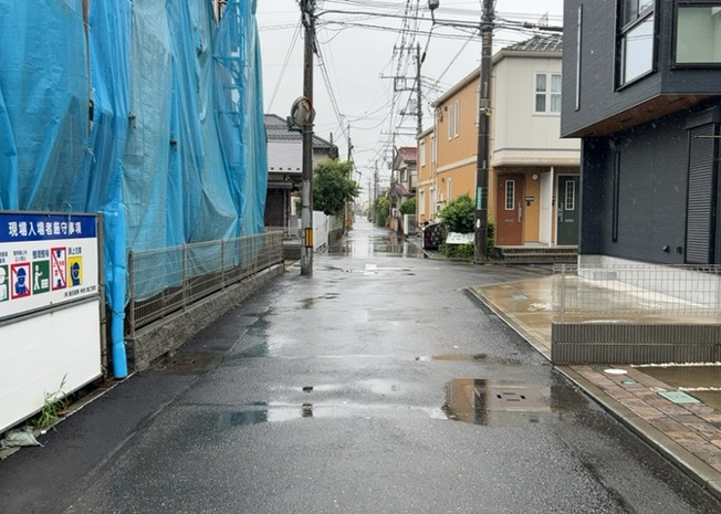【展望】 | 桜や紅葉の名所に出かける人は多いと思いますが、家にいながら季節の移ろいを感じる生活を送りませんか？リビングや窓から見える景色が生活を彩るワンポイントに！現地から見える景色を堪能してみては如何でしょう。