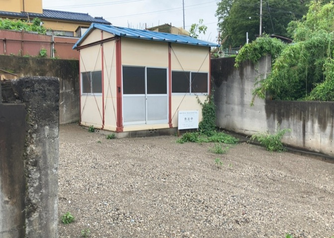 【外観】 | 八王子市犬目町倉庫 | 土地の面積＝住宅面積ではありません。建ぺい率の問題などで、土地のある場所によって住宅を建てられる面積は限られています。高さもしかり、「土地」という言葉の中には、建築条件も含まれると考えておきましょう。