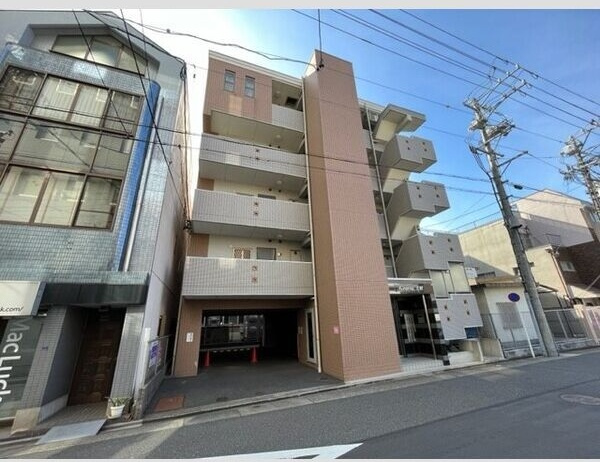 Gracia名駅の外観
