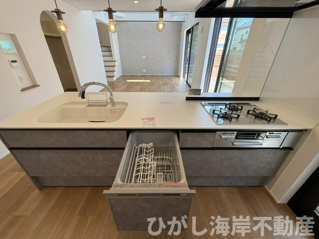 茅ケ崎市みずき２丁目　新築戸建のキッチン|食洗器付きシステムキッチン