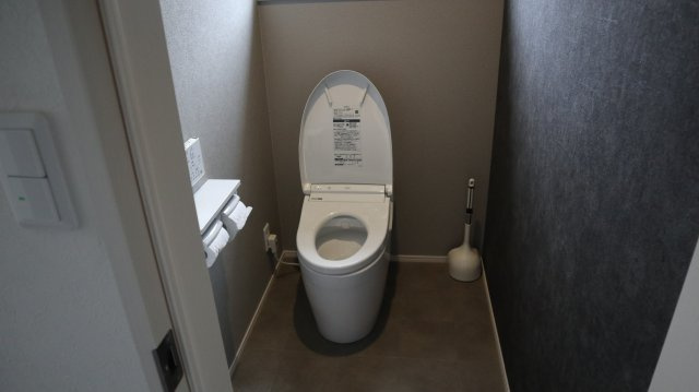 呉市広塩焼一戸建てのトイレ