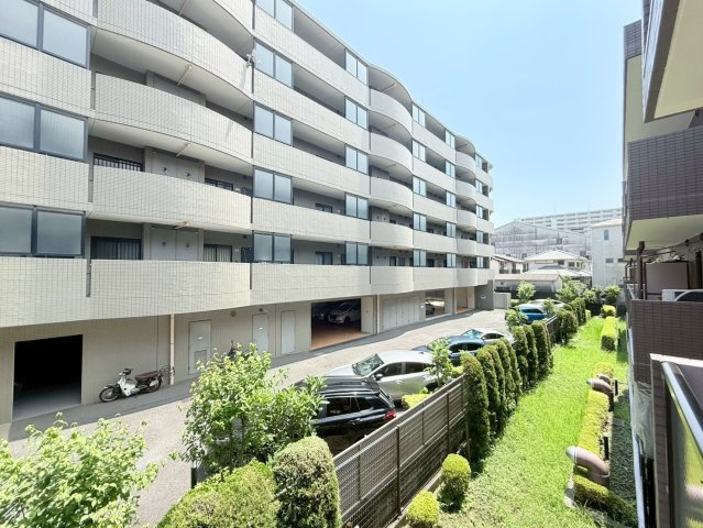 コスモ葛西アステアの展望|朝の陽射しも夕暮れの景色も、暮らしに彩りを添えてくれる眺望です。